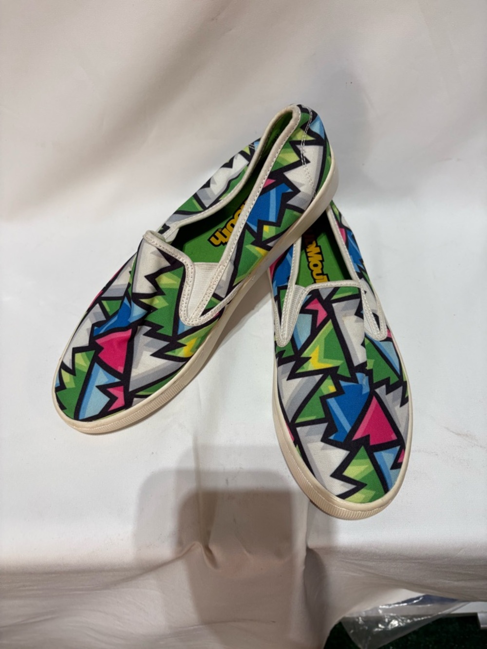 Women's Loudmouth Slip-On Canvas Sneakers 8.5 in Multicolor Geometric Print